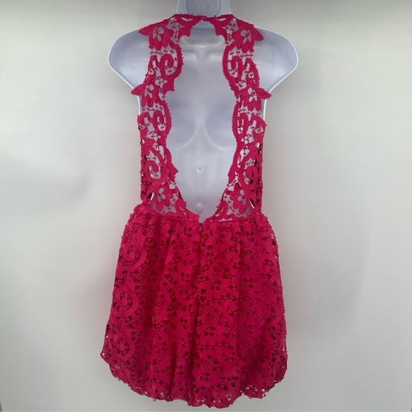 Saylor Pink Amari Lace Mini Dress Size Small - Picture 11 of 16